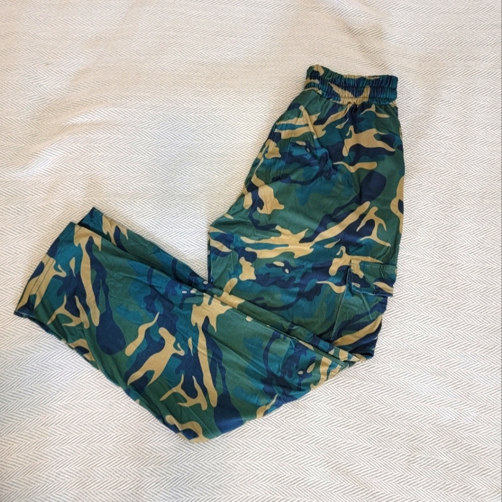 Camouflage women pants S